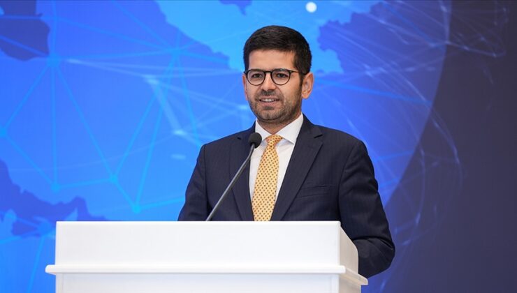 Finans Ofisi Başkanlığına Atanan Ahmet Burak Dağlıoğlu Kimdir? Kaç Yaşında, Aslen Nereli, Hangi Görevlerde Bulundu?