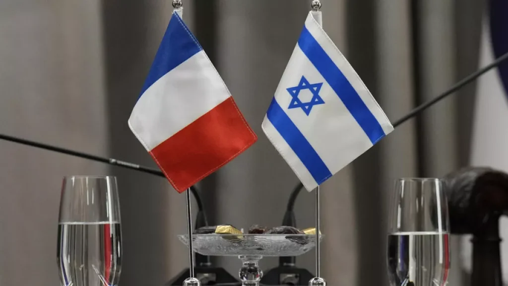 fransa israil istihbarat