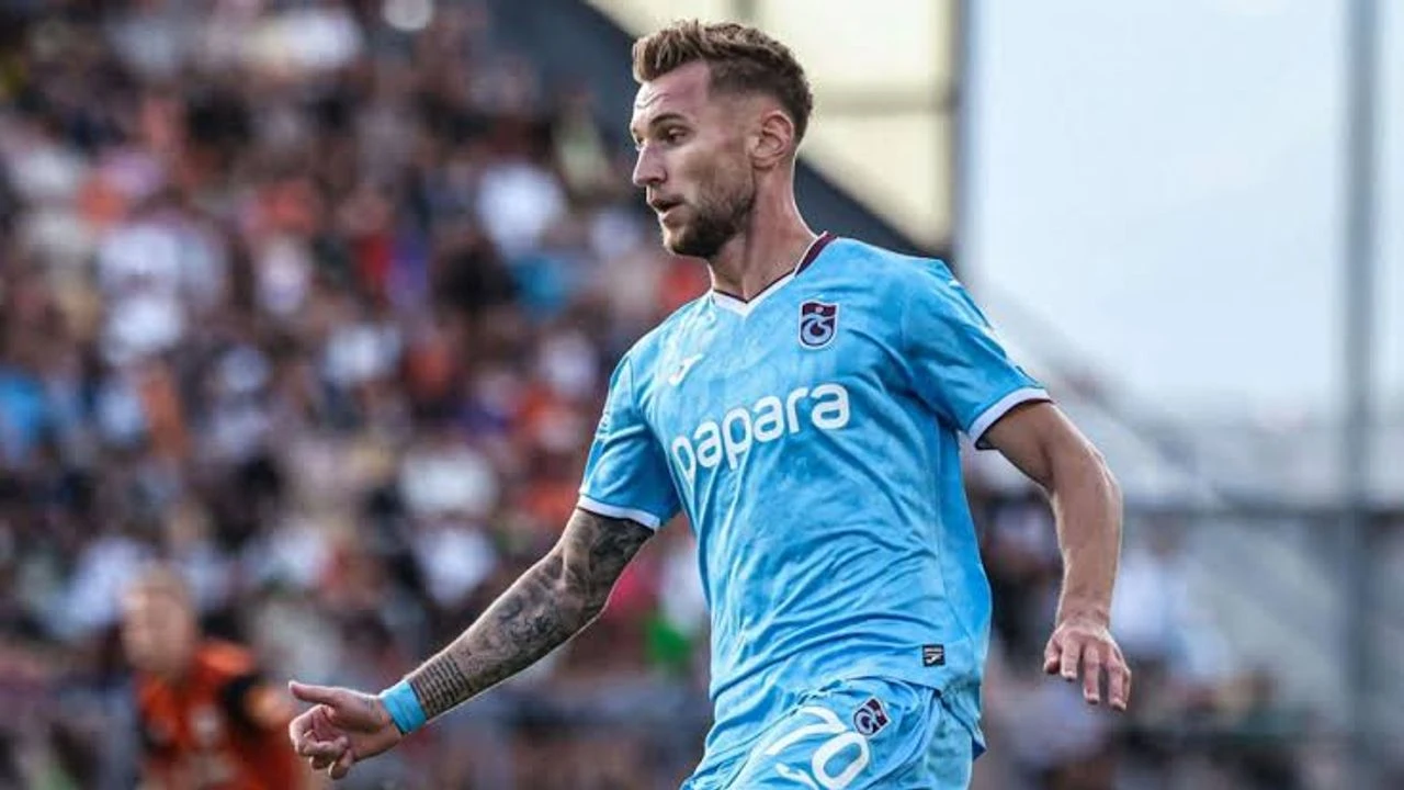 Trabzonspor, Süper Lig’in 32. haftasında Çaykur Rizespor ile oynadığı karşılaşmada