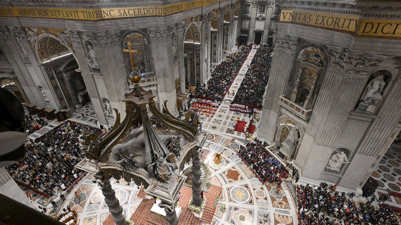 Katolik nedir, ne anlama gelir? Katoliklerin merkezi neresidir? Katolik inancı