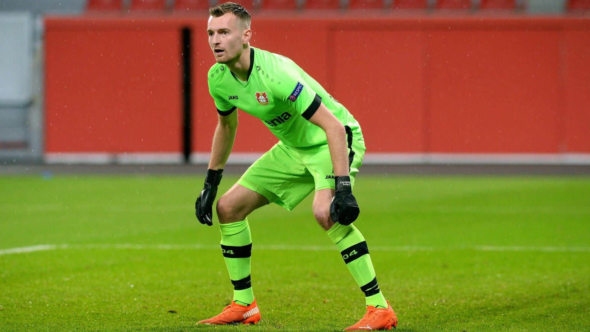 Lukas Hradecky Kimdir? Alman devi Bayer Leverkusen’in kalesini koruyan Lukas