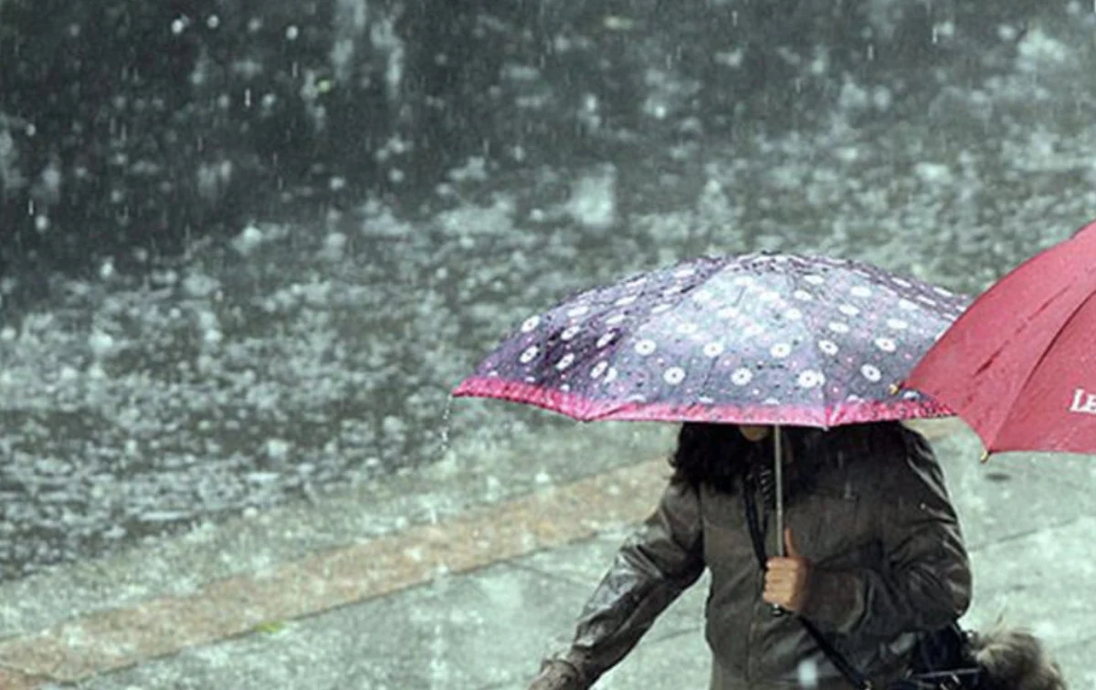 Meteoroloji Uyardı: Yurt Genelinde Sağanak Yağış Bekleniyor