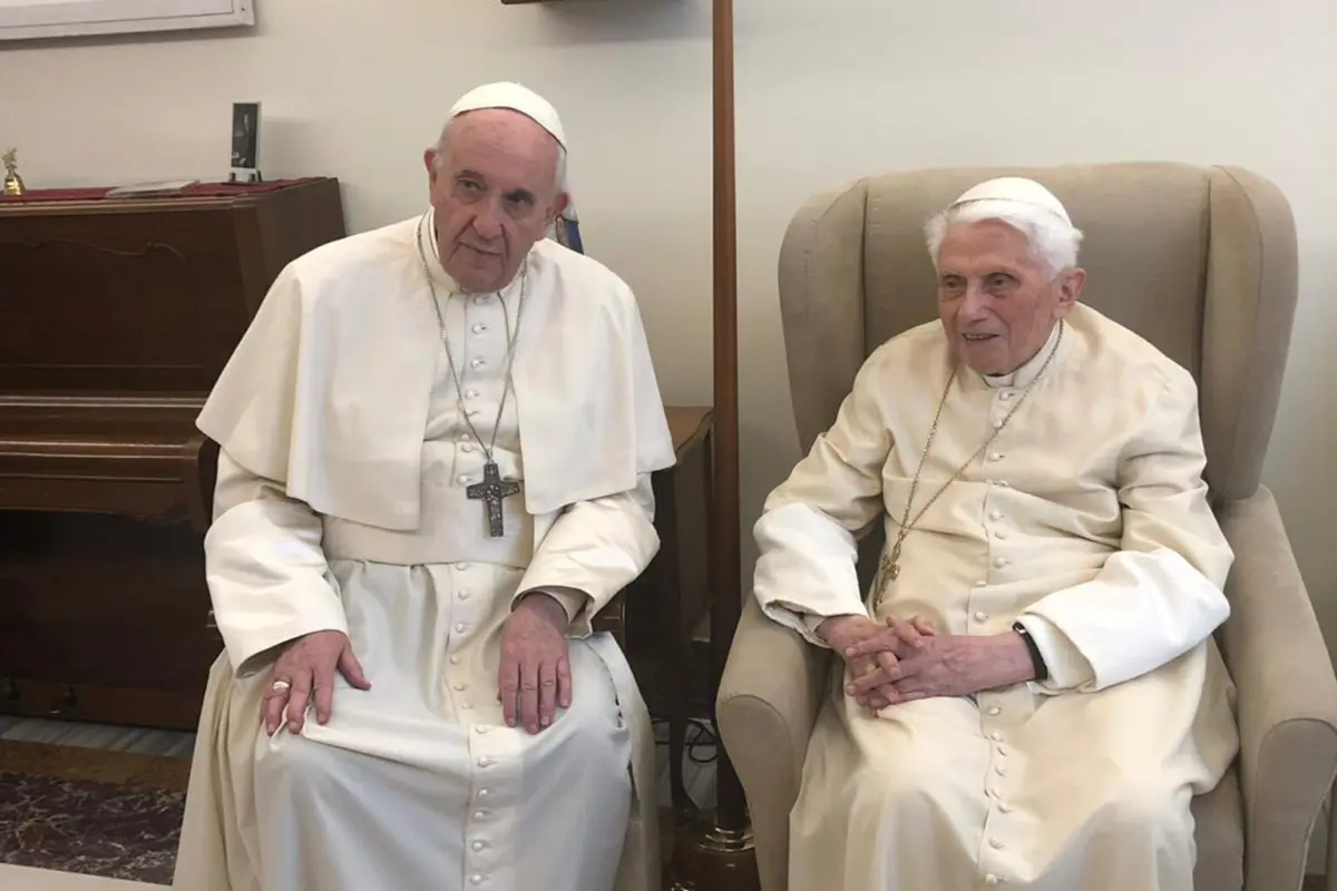 Papa Francis Bakın Kimdir, Kaç Yaşında? Neden, Hangi Hastalıktan Öldü? Papa Francis'in Hayatı ve Biyografisi