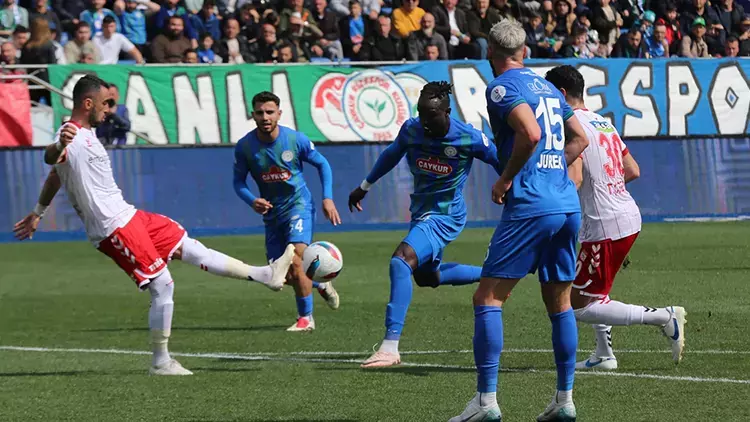 Rizespor - Sivasspor: 1-1 Geniş Maç Özeti, Gollerin Dakikaları, Kadrolar ve Analizler