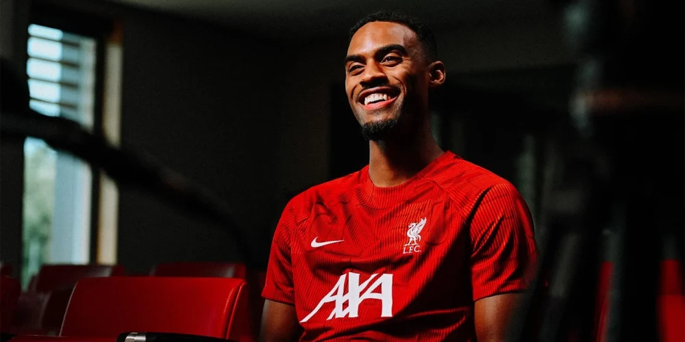 Ryan Gravenberch Kimdir? Boyu, Kilosu, Yaşı Kaç? Nereli, Piyasa Değeri, Mevkii, Hangi Takımlarda Oynadı? Liverpool Ryan Gravenberch Biyografisi