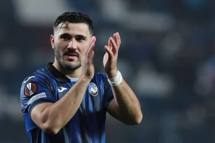 Sead Kolasinac Kimdir? Boyu, Kilosu, Yaşı Kaç? Kaç Numara, Hangi Ülkeli, Dini, Piyasa Değeri, Mevkii, İstatistikleri, Hangi Takımlarda Oynadı? Atalanta Sead Kolasinac Biyografisi ve Futbol Kariyeri