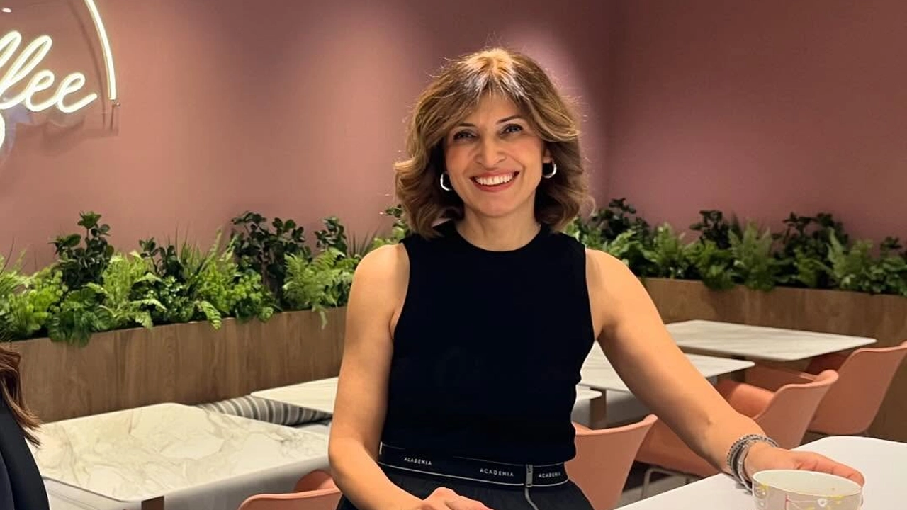 Şelale Kadak kimdir? Gazeteci Şelale Kadak kaç yaşında, boşandı mı, nereli, evli mi, çocuğu var mı, kiminle evli? Şelale Kadak kimdir