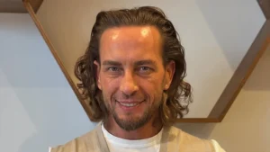 Show TV ekranlarında yayınlanan Siyah Kalp dizisine sürpriz bir isim