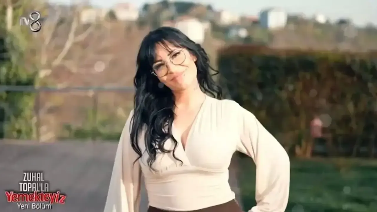 Yemekteyiz Nejla kimdir