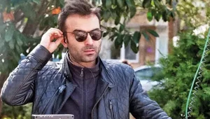 Yener Yalçın kimdir? Set çalışanıdan TikTok fenomenine uzanan yolculuğunu keşfedin!