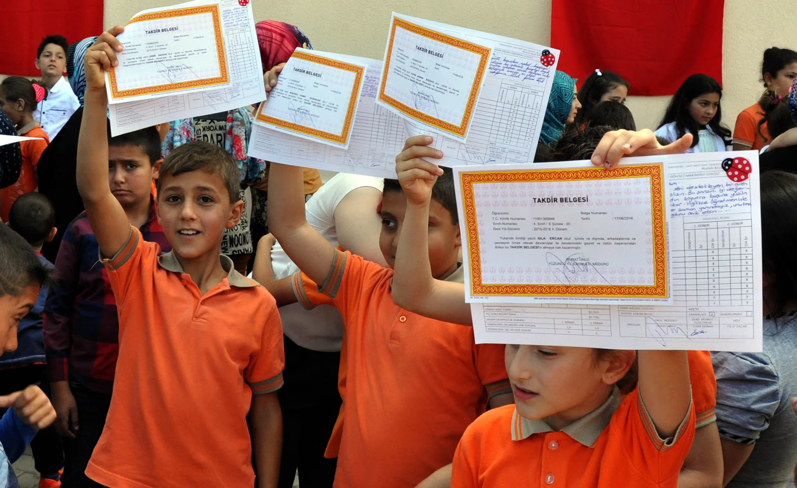 2025 Yaz Tatili Ne Zaman? MEB Takvimi, Karne Günü ve Okulların Kapanış Tarihi