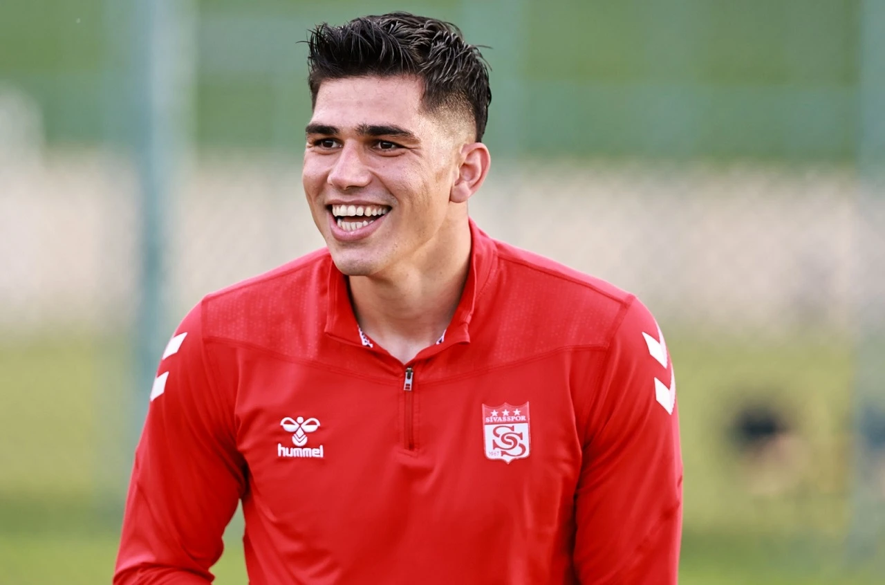Sivasspor’un başarılı oyuncusu Bekir Turaç Böke, Süper Lig’deki zorlu sürece