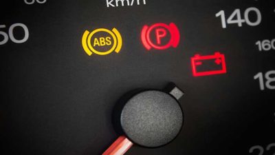 Araç kullanıcılarının en çok merak ettiği konulardan biri olan ABS