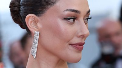 Dilan Çiçek Deniz Cannes Film Festivali’nde Boucheron markasıyla boy gösterdi.