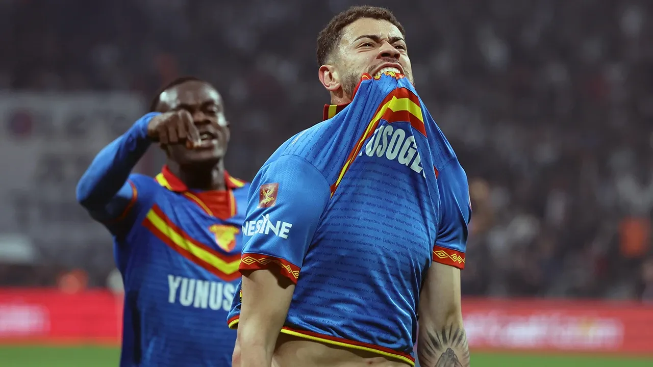 Yeni sezonun kadrosunu kurmak için çalışmalarına hız veren Trabzonspor’da forvet