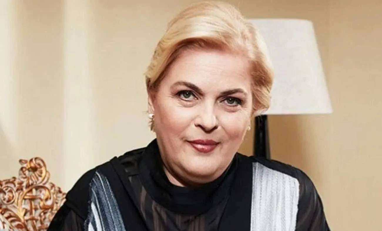 Türk tiyatrosunun ve televizyon dünyasının tanınmış isimlerinden Nurseli İdiz, geçtiğimiz