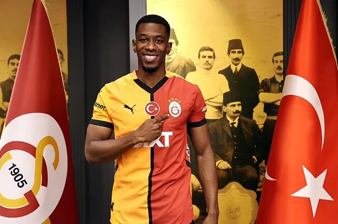 Galatasaray, Süper Lig’de şampiyonluk mücadelesi verirken, sezon sonunda önemli bir