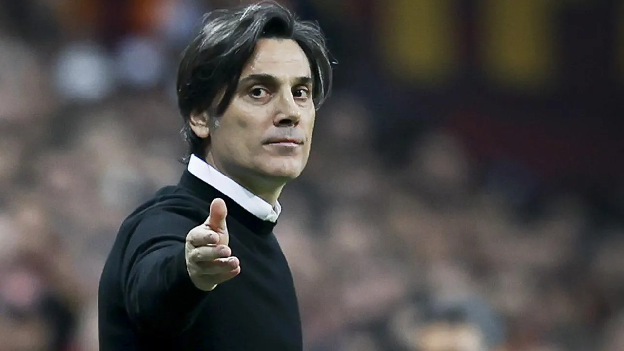 Fenerbahçe’de, Jose Mourinho’nun teknik direktörlük görevine devam edip etmeyeceği konusunda
