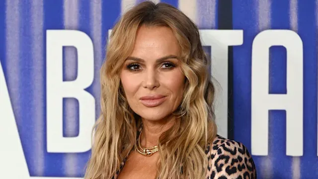 Televizyon yıldızı Amanda Holden, şimdi de kozmetik sektöründe kendi markasıyla