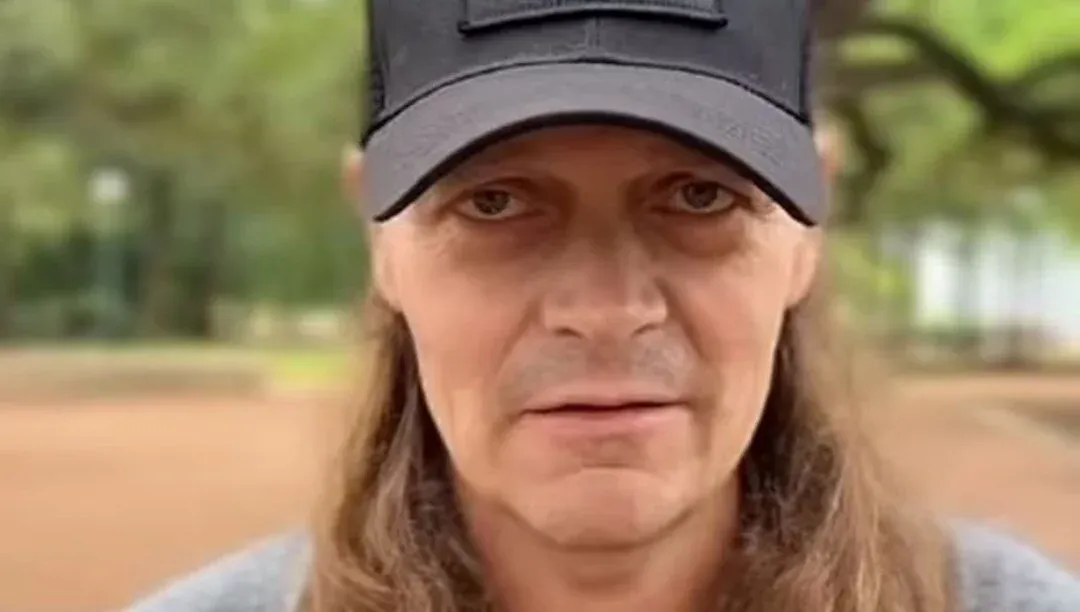 ABD’li ünlü rock grubu 3 Doors Down’un solisti Brad Arnold,