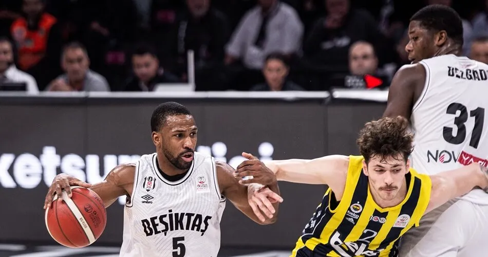 Türkiye Sigorta Basketbol Süper Ligi'nin 29. haftasında Beşiktaş Fibabanka, sahasında