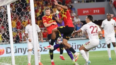 Süper Lig’in 35. haftasında Göztepe, Gürsel Aksel Stadyumu’nda Hatayspor ile