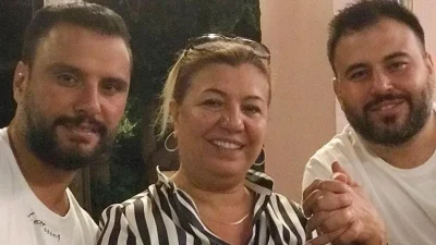 Ünlü şarkıcı Alişan'ın annesinin Instagram hesabı, kimliği belirsiz kişiler tarafından