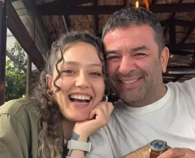 Ünlü oyuncu Bülent Şakrak, 2023’te boşandığı Ceyda Düvenci’nin ardından yeni