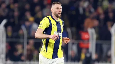 Fenerbahçe, devre arasında PSG'den kiraladığı Milan Skriniar'ın bonservisini almak istiyor.