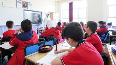 MEB, haftalık ders çizelgesinde değişiklik yaparak 8. sınıflarda verilen "Rehberlik