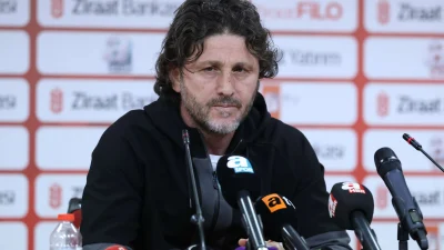Trabzonspor Teknik Direktörü Fatih Tekke, Ziraat Türkiye Kupası finalinde alınan