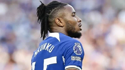 Süper Lig'de şampiyonluğu büyük ölçüde Galatasaray'a kaptıran Fenerbahçe, yeni sezon