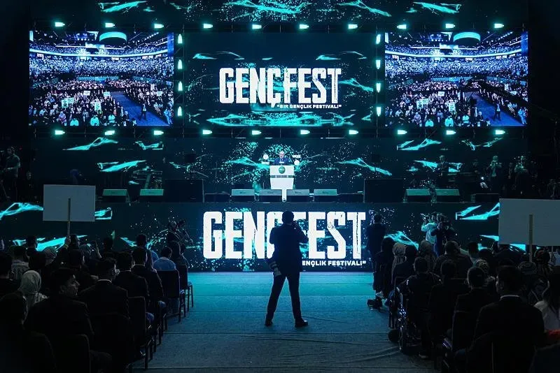 Cumhurbaşkanı Recep Tayyip Erdoğan, İstanbul'da düzenlenen "GENÇFEST: Bir Gençlik Festivali"ne