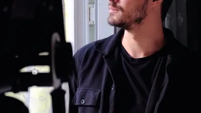 Ünlü oyuncu Berk Atan, üç hafta önce geçirdiği trafik kazasının