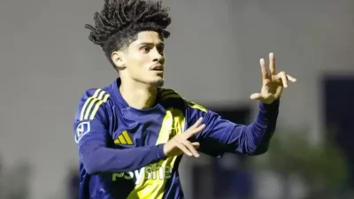 Trabzonspor, yeni sezon öncesi transfer çalışmalarına hız verirken, Fransa 3.