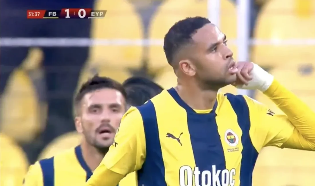 Fenerbahçe'nin Faslı forvet oyuncusu Youssef En-Nesyri, bu sezon gösterdiği performansla