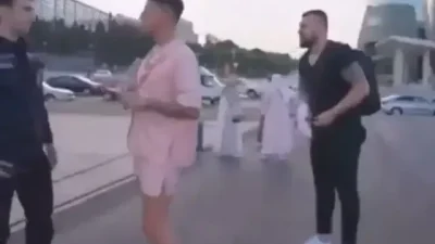 Kerimcan Durmaz, Azerbaycan'ın Bakü şehrindeki Haydar Aliyev Şehitliği'ni ziyaret etmek