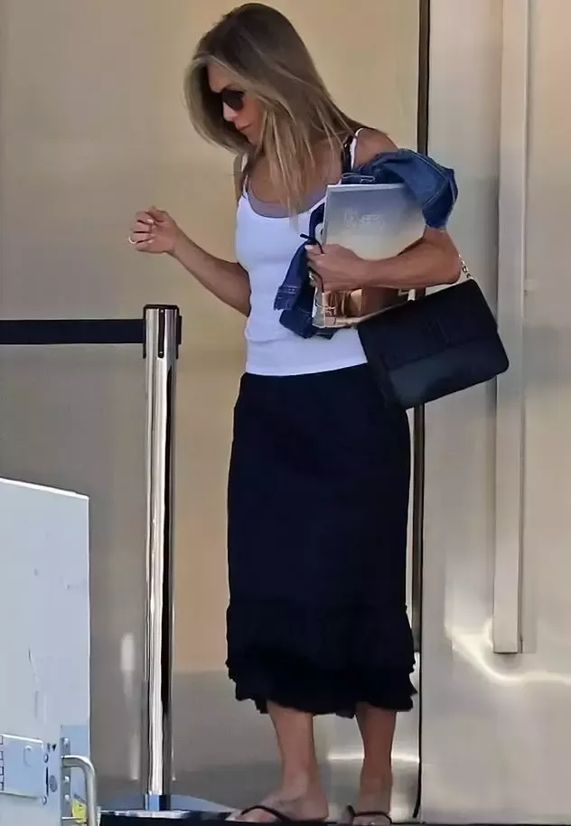 jennifer-aniston
