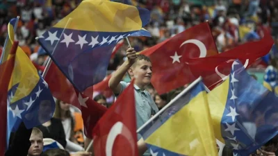 Zenica Arena’daki etkinliğe Türkiye’den ve Bosna Hersek’ten çok sayıda resmi