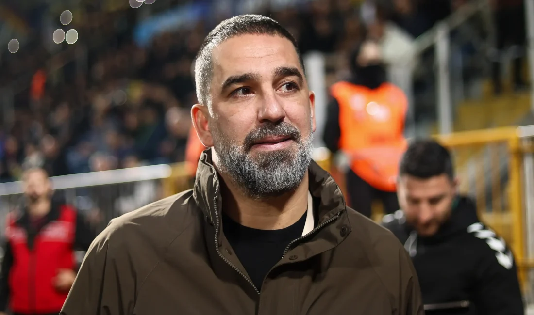 Eyüpspor Kulübü Başkanı Murat Özkaya, teknik direktör Arda Turan’ın Shakhtar