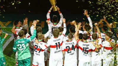 Stuttgart, Almanya Kupası finalinde Arminia Bielefeld’i 4-2 yenerek 28 yıl