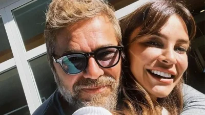 Başarılı oyuncu Engin Altan Düzyatan, eşi Neslişah Alkoçlar ve çocukları