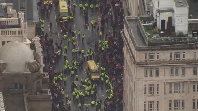 İngiltere Premier Lig’de 2025 sezonunu 84 puanla zirvede tamamlayan Liverpool,