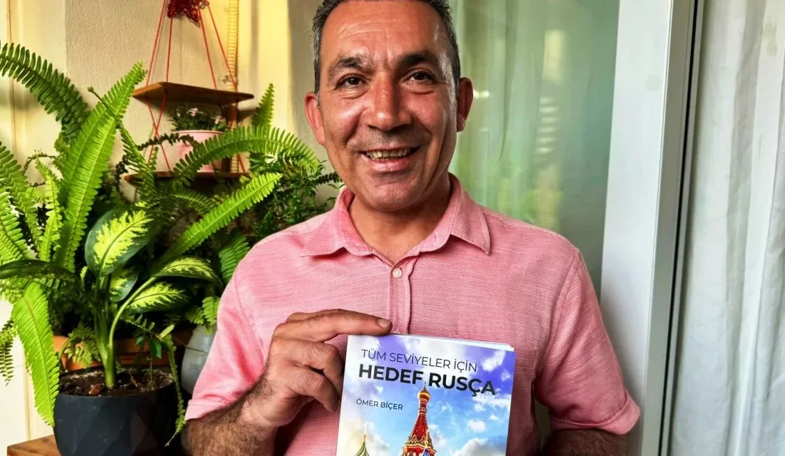 Mersin Üniversitesi öğretim üyesi Ömer Biçer, Rusça öğrenmek isteyenler için