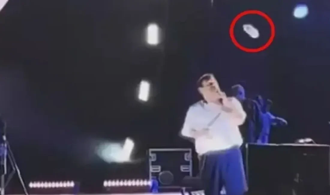 Ünlü şarkıcı Murat Dalkılıç, Şanlıurfa konserinde sahneye atılan plastik şişeler