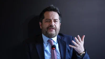 Galatasaray’ın eski yöneticisi Erden Timur, Ekol TV'de kendisine yöneltilen "Victor