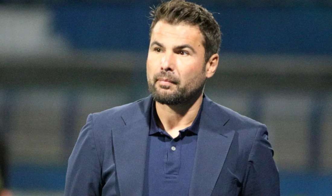 46 yaşındaki Rumen teknik direktör Adrian Mutu, Süper Lig'den iki