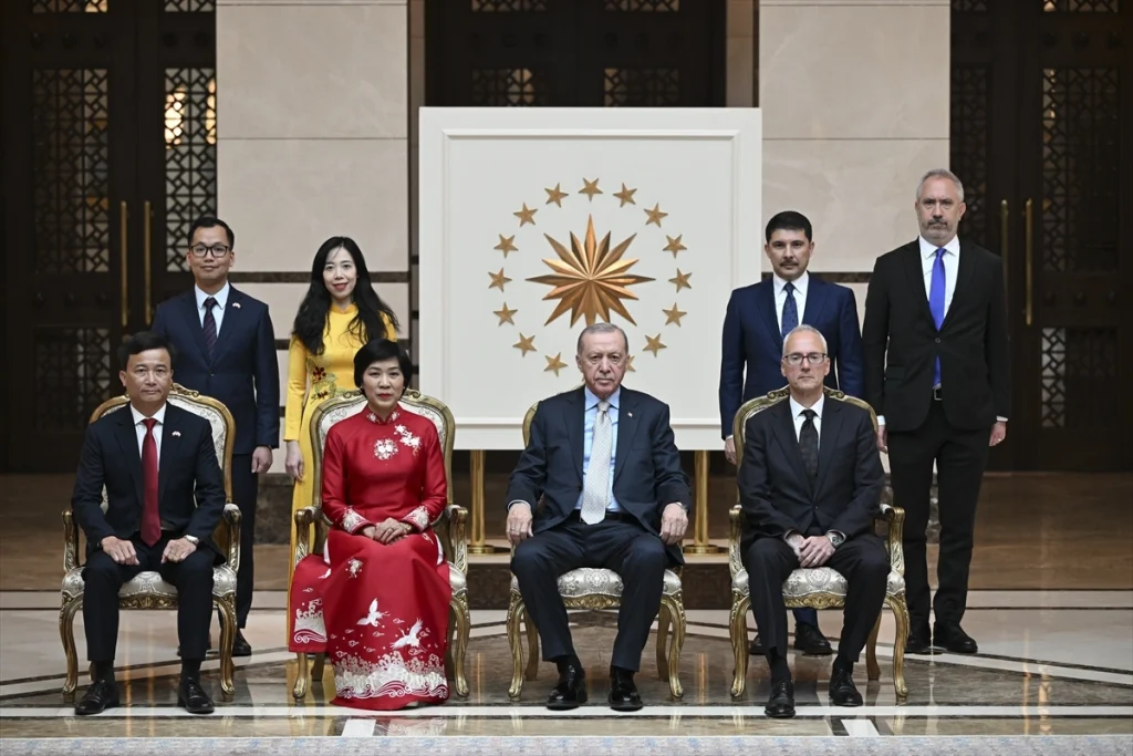 erdoğan 5 büyükelçi 2