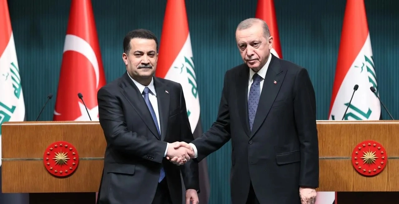 Irak Başbakanı Muhammed Şiya es- Sudani, beraberindeki üst düzey heyetle