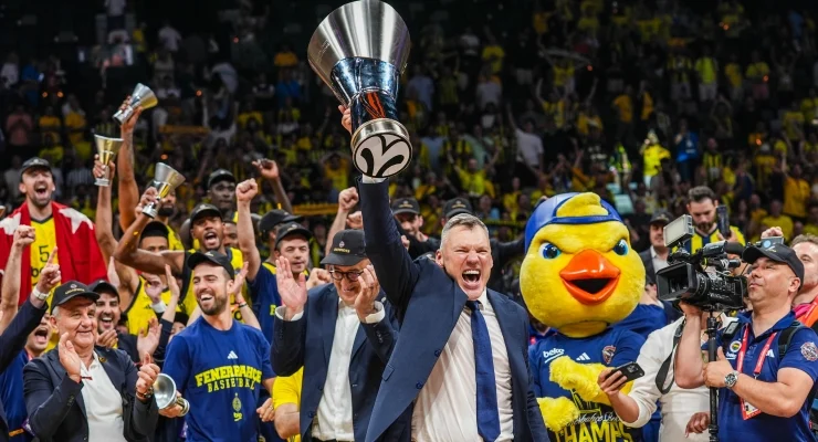 Fenerbahçe Beko EuroLeague Şampiyonu Oldu! Finalde Kimi Yendi? Maç Kaç Kaç Bitti? Fenerbahçe Beko EuroLeague Şampiyonu Oldu! Finalde Kimi Yendi? Maç Kaç Kaç Bitti?
